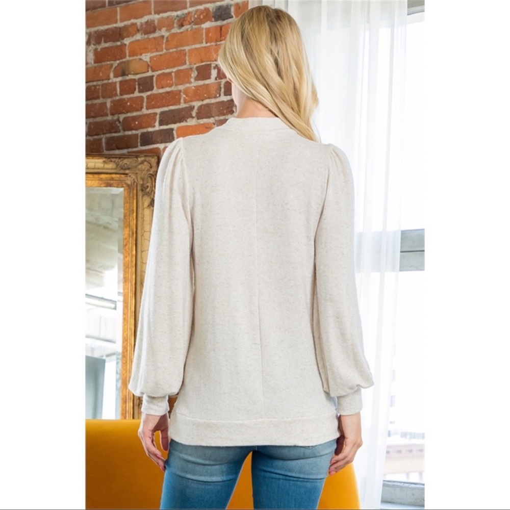 NEW- Crew Neck Puff Sleeve Top, Color: Oatmeal/Flax, Size: XL - Picture 3 of 16